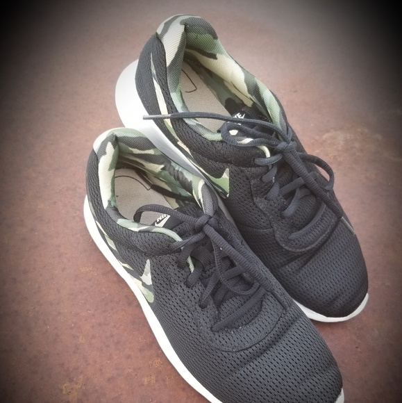 nike tanjun premium mens